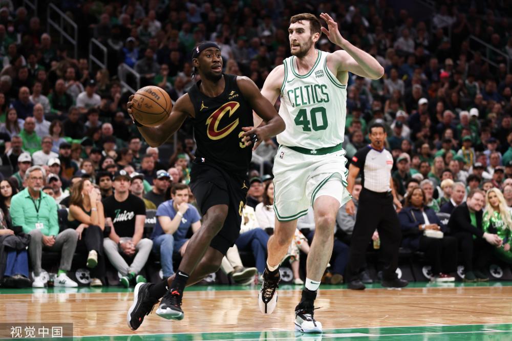 他曾面临低 他曾面临低