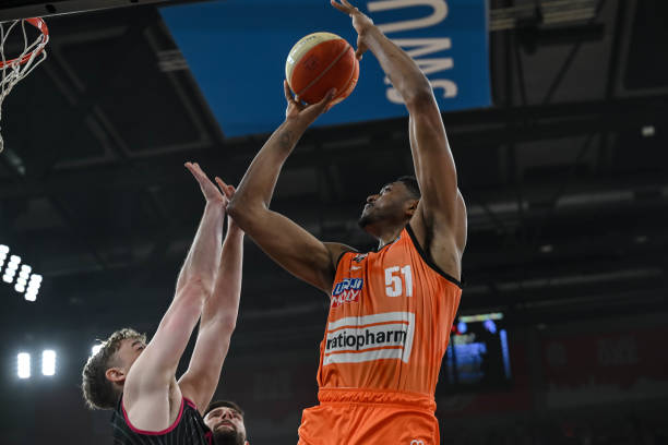 18笔重磅 18笔重磅